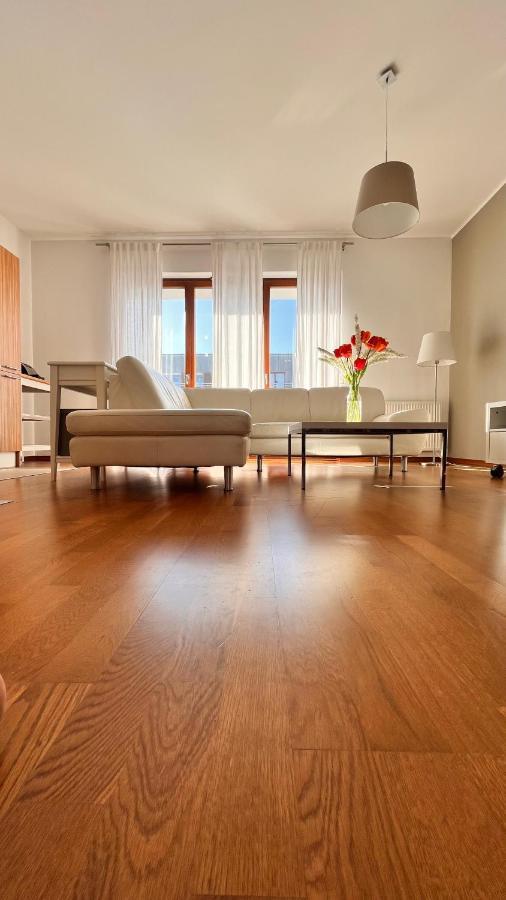 Mercury Two-Bedroom Apartment & Parking Свиноуйсьце Экстерьер фото