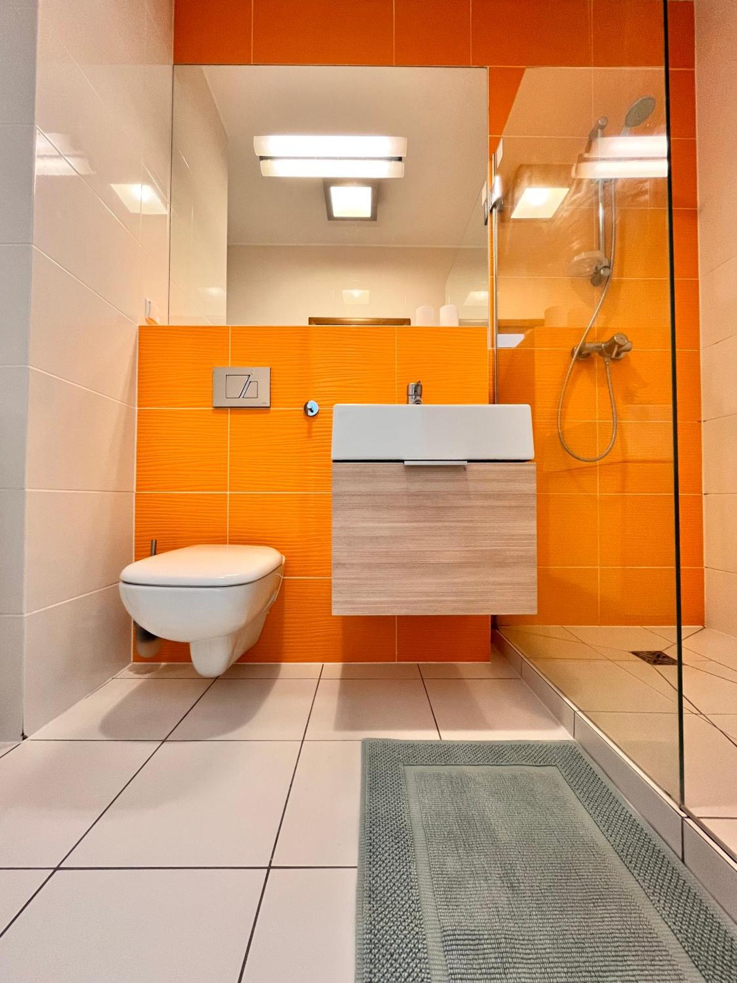 Mercury Two-Bedroom Apartment & Parking Свиноуйсьце Экстерьер фото